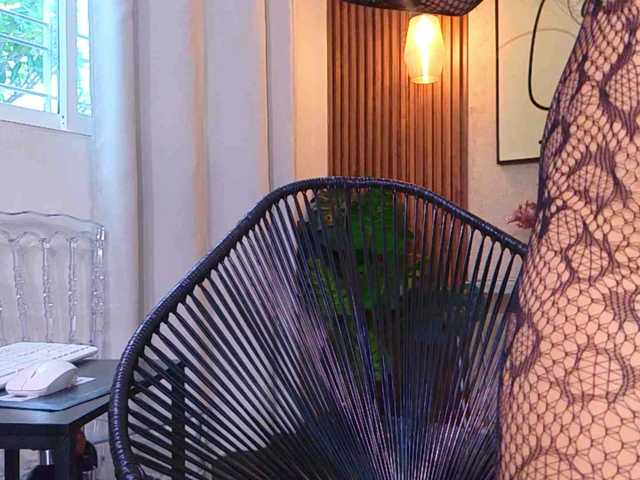 Lia-Mar live cam on BongaCams