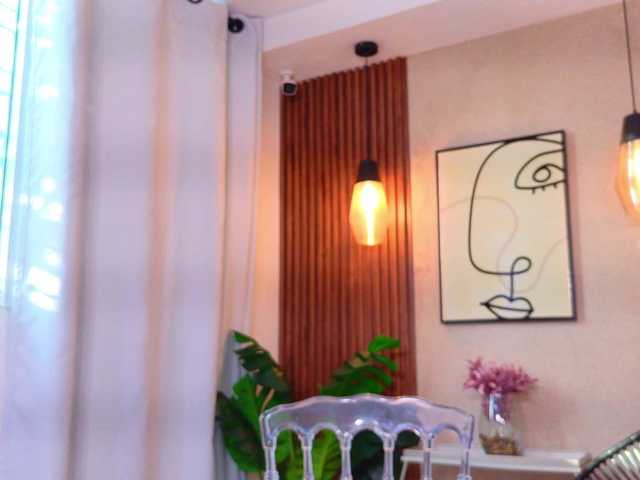 Lia-Mar live cam on BongaCams
