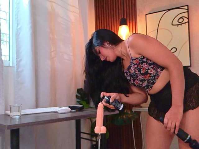 Lia-Mar live cam on BongaCams