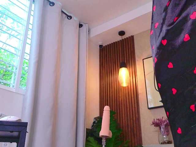 Lia-Mar live cam on BongaCams