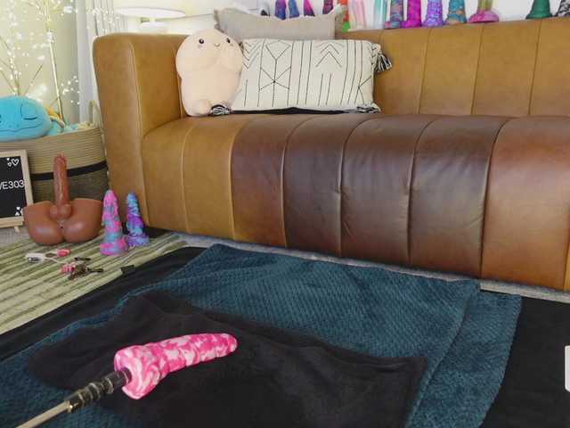 TaylorLove303 live webcam show