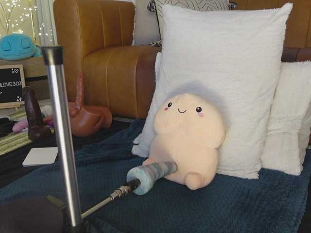 TaylorLove303's BongaCams show and profile