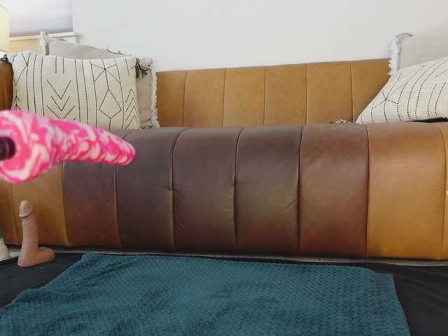 TaylorLove303 live cam