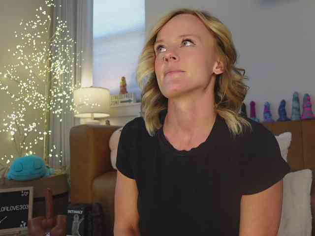 TaylorLove303 webcam