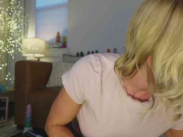 TaylorLove303 webcam