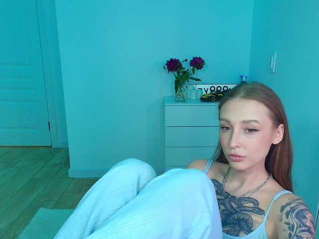 Anlina-W live cam on BongaCams
