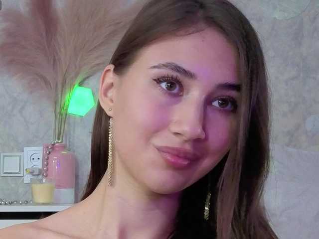 AffiinaLovsx live cam on BongaCams
