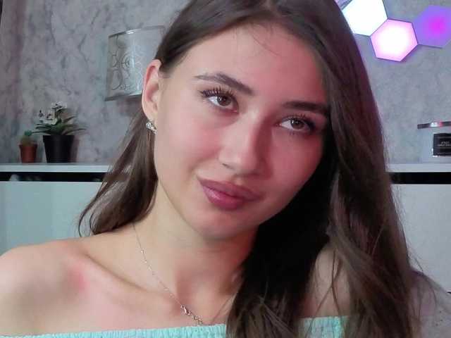 AffiinaLovsx live cam on BongaCams