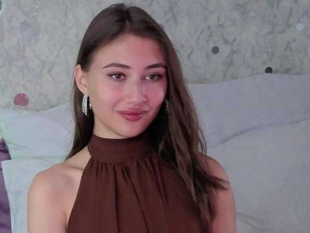 Afffiiina live webcam show