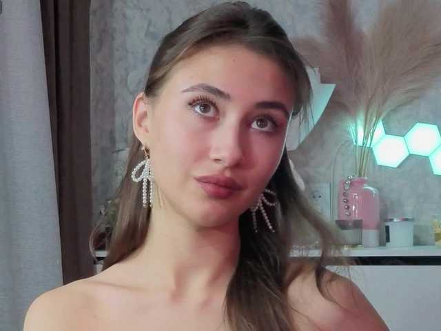 AffiinaLovsx live cam on BongaCams
