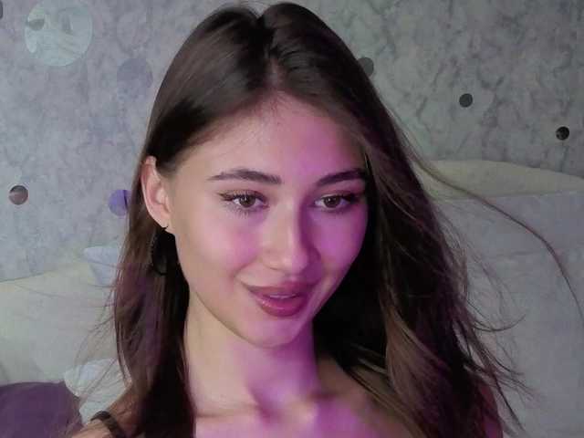 AffiinaLovsx live cam on BongaCams