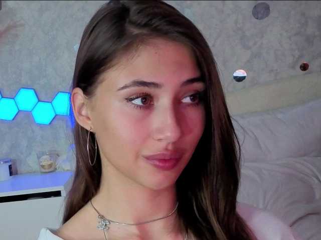 AffiinaLovsx live cam on BongaCams