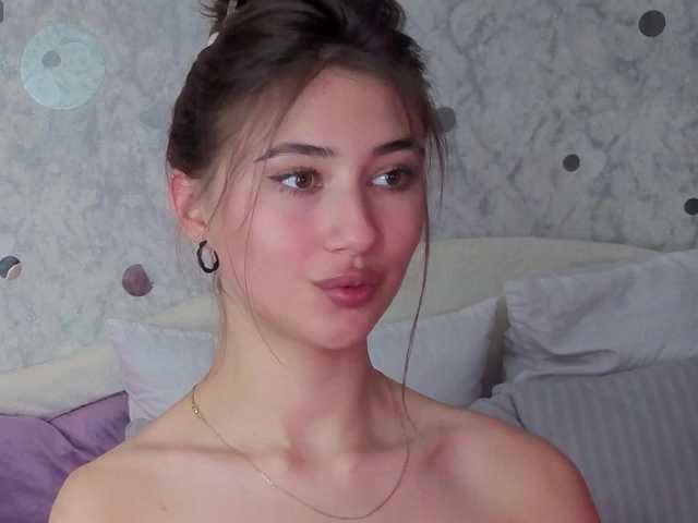 AffiinaLovsx live cam on BongaCams