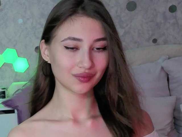 AffiinaLovsx live cam on BongaCams