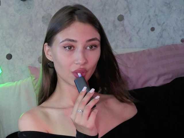 AffiinaLovsx live cam on BongaCams
