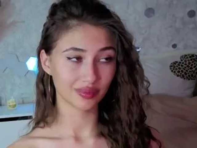 AffiinaLovsx live cam on BongaCams