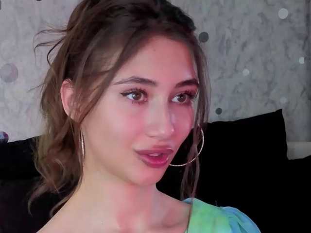 AffiinaLovsx live cam on BongaCams
