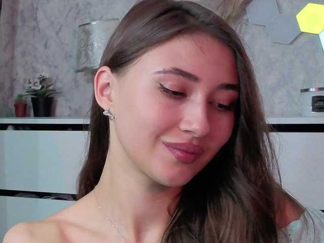 AffiinaLovsx live cam on BongaCams