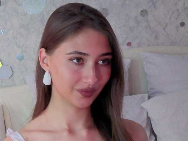 AffiinaLovsx live cam on BongaCams