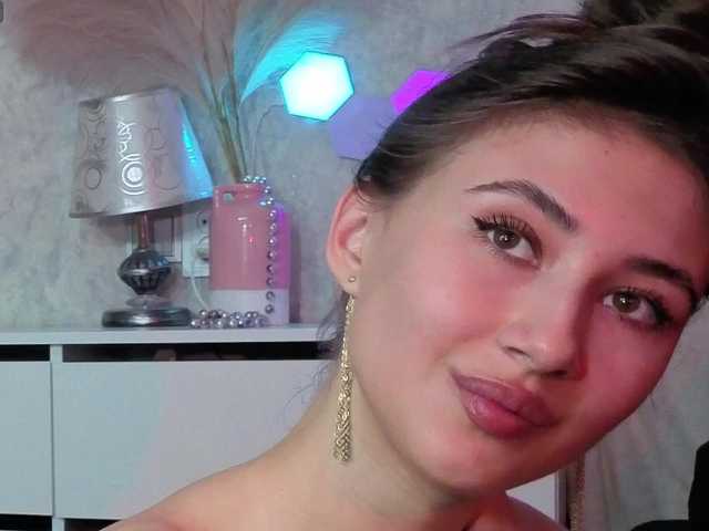 AffiinaLovsx live cam on BongaCams
