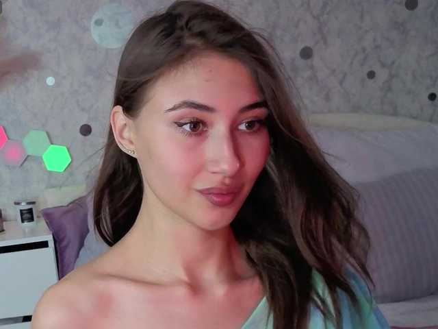 AffiinaLovsx live cam on BongaCams
