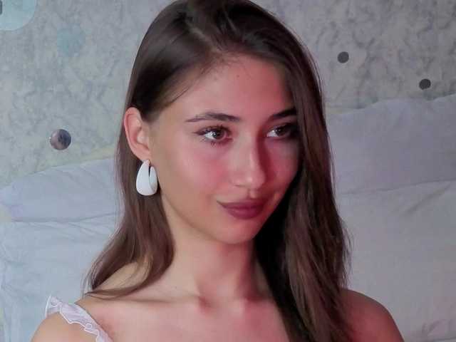 AffiinaLovsx live cam on BongaCams