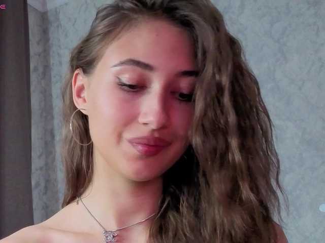 AffiinaLovsx live cam on BongaCams