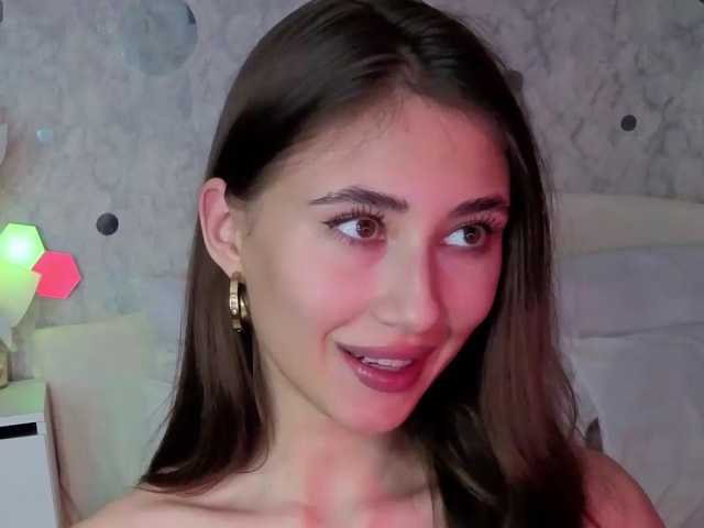 Afffiiina live cam preview