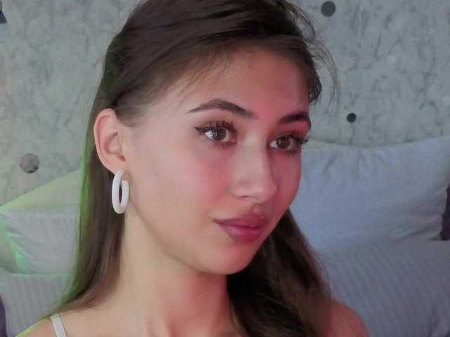 AffiinaLovsx live cam on BongaCams