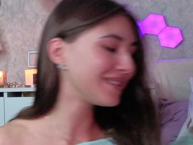 AffiinaLovsx live cam on BongaCams