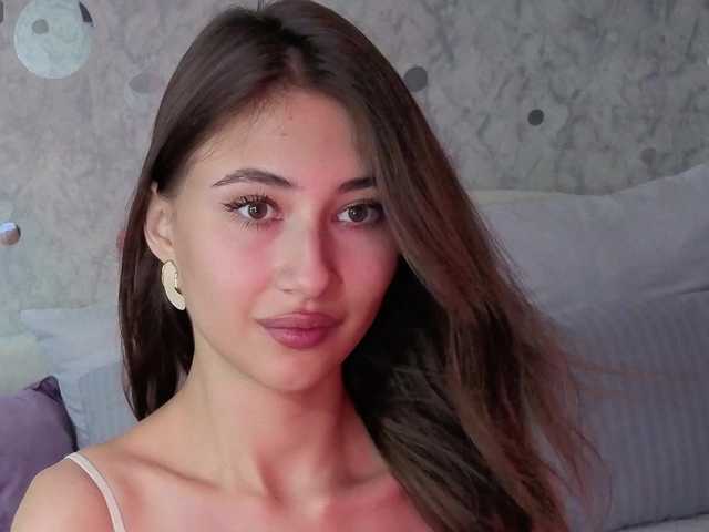 AffiinaLovsx live cam on BongaCams