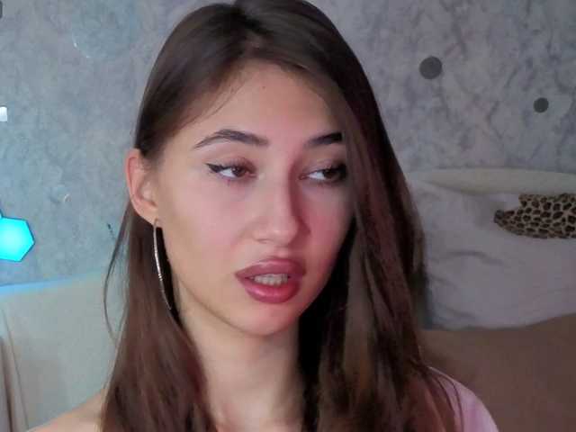 AffiinaLovsx live cam on BongaCams