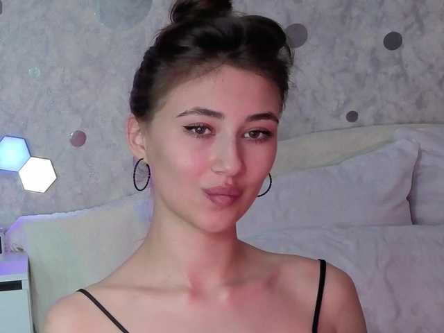 AffiinaLovsx live cam on BongaCams
