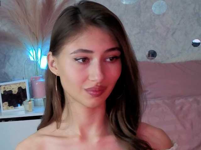 AffiinaLovsx live cam on BongaCams
