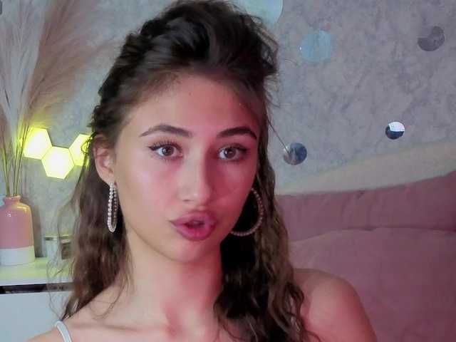 AffiinaLovsx live cam on BongaCams