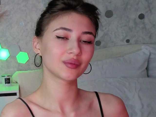 AffiinaLovsx live cam on BongaCams