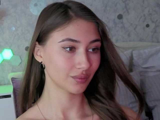 AffiinaLovsx live cam on BongaCams