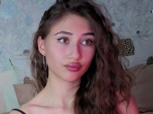 AffiinaLovsx live cam on BongaCams