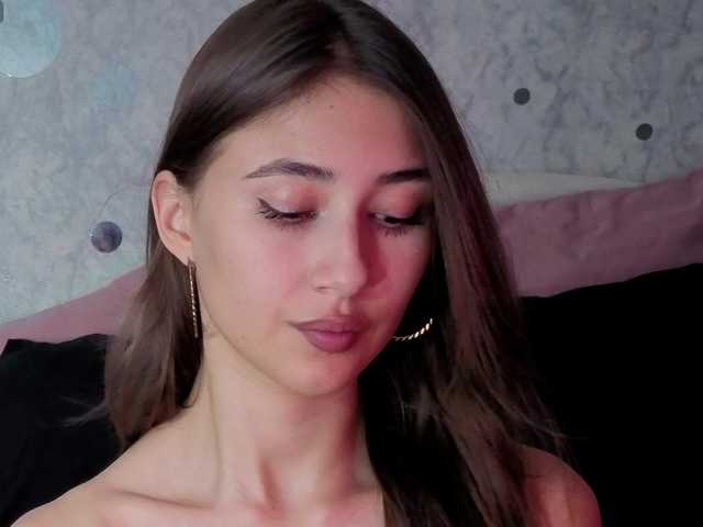 AffiinaLovsx live cam on BongaCams