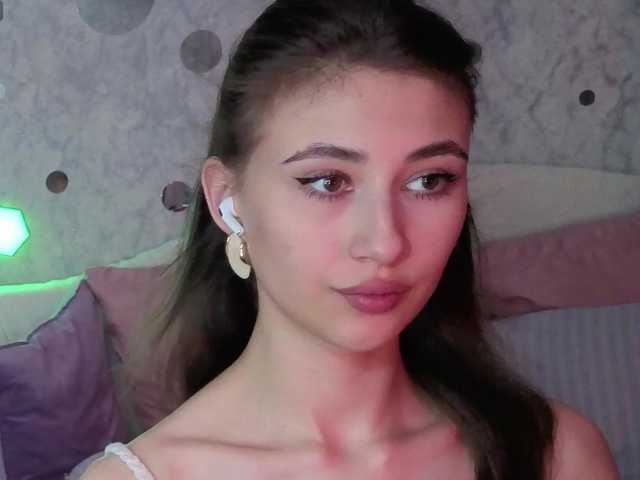 AffiinaLovsx live cam on BongaCams