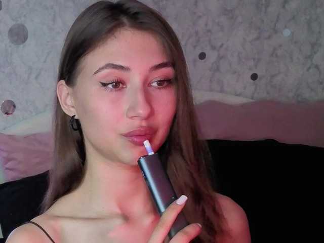 AffiinaLovsx live cam on BongaCams