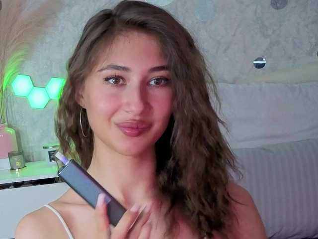 AffiinaLovsx live cam on BongaCams