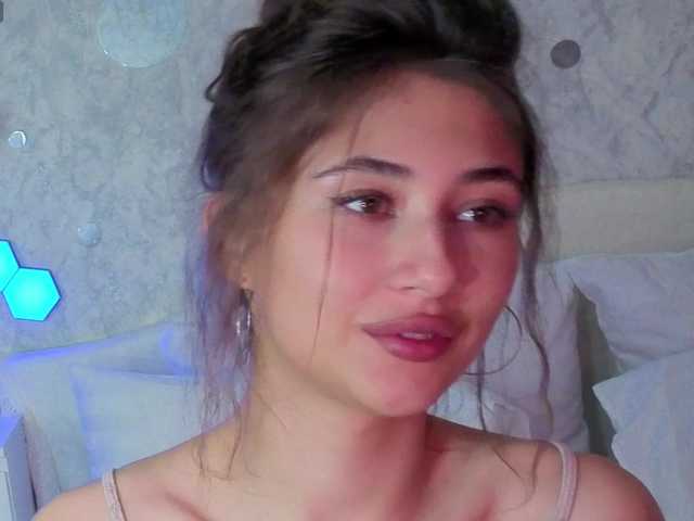 AffiinaLovsx live cam on BongaCams
