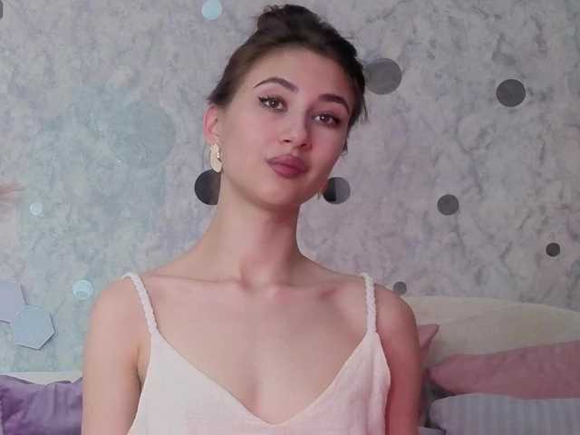 AffiinaLovsx live cam on BongaCams