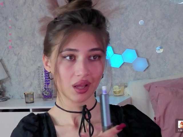 AffiinaLovsx live cam on BongaCams