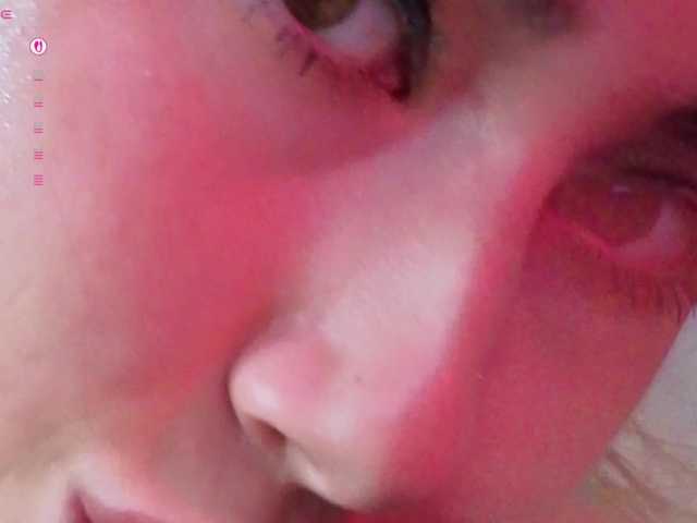 AffiinaLovsx live cam on BongaCams