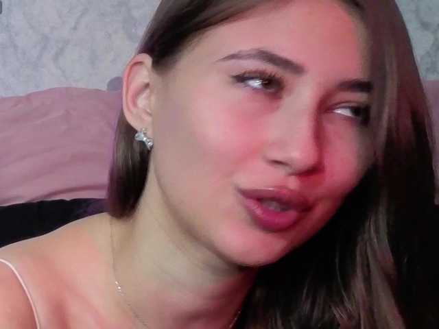 AffiinaLovsx live cam on BongaCams