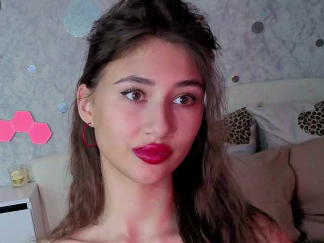 AffiinaLovsx live cam on BongaCams