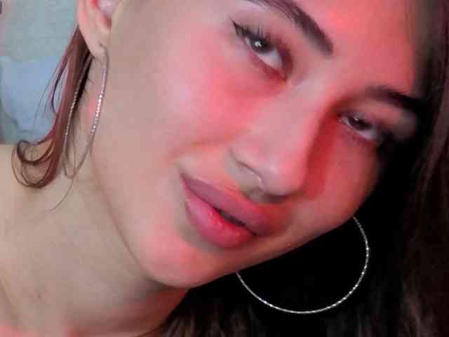 AffiinaLovsx — live female cam on BongaCams