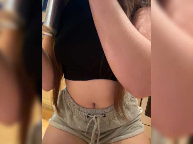 MILKIWAYSEX23 live cam on BongaCams